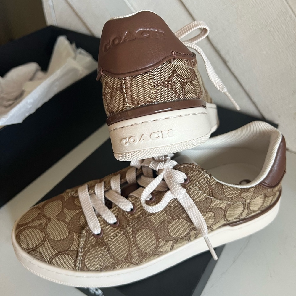 Coach Khaki Signature Low-Top Sneakers
